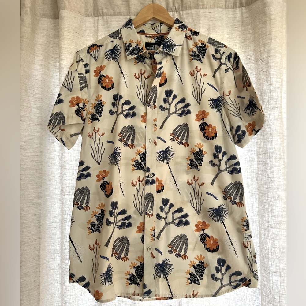 The North Face Men’s Cactus Short Sleeve